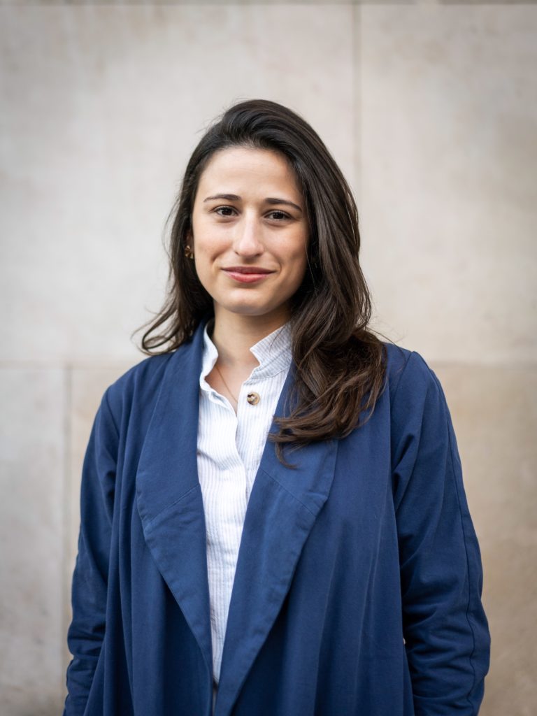 Lindsey Tramuta author